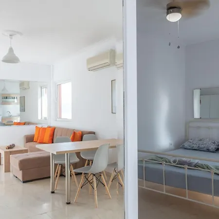 Mc 2 Residences Apartamento Loutráki