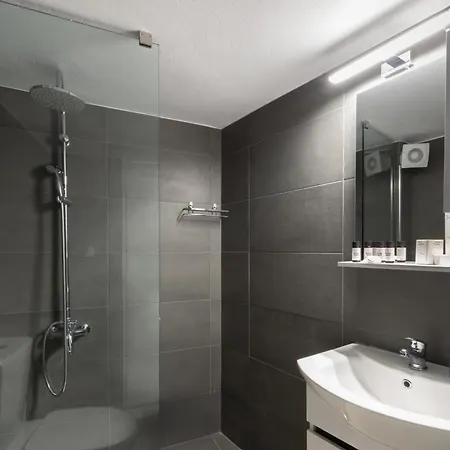 Mc 2 Residences Апартаменты