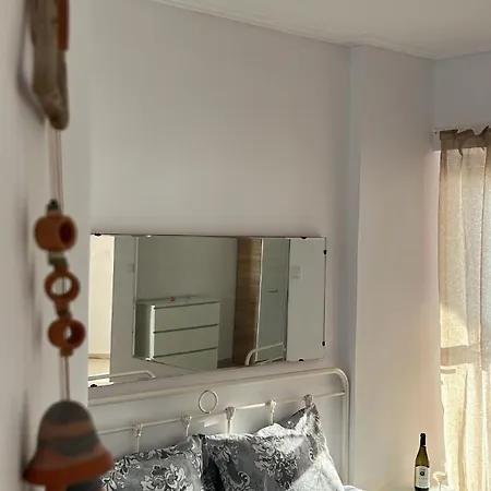 Mc 2 Residences Apartamento Loutráki